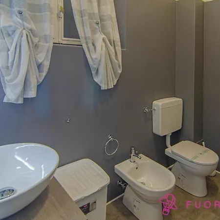 Violetta Del Ducato Apartment *
