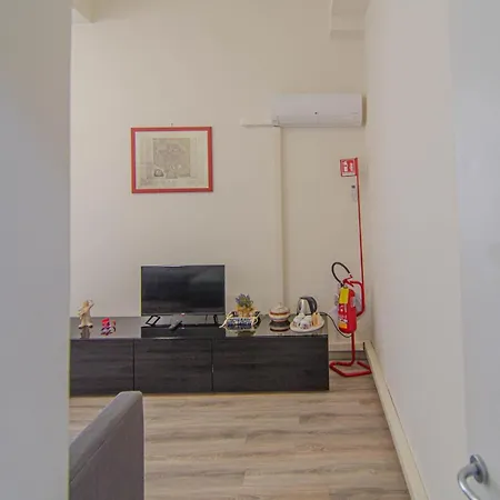 Violetta Del Ducato Apartment *